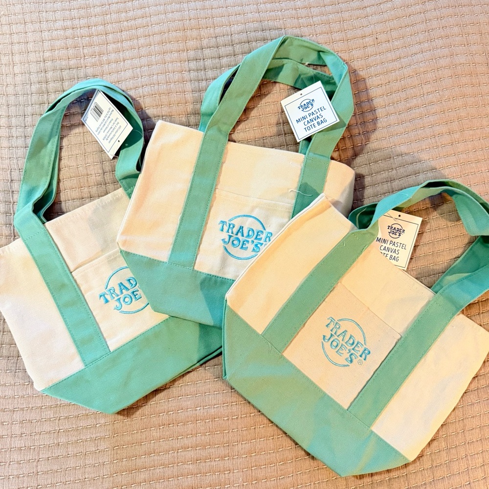 Trader Joe’s Mini Canvas Tote Bag Set